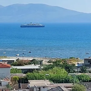 Appartamento Sweetview 2-bedroom With 3 Balcony Seaview, Vlorë