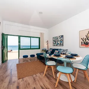 luxury-suite-sea-front-v.in-canary-islands.com/
