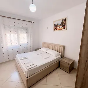 Appartamento Gerald's Central, Vlorë