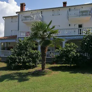 apartment-coskovic.in-istria.net/